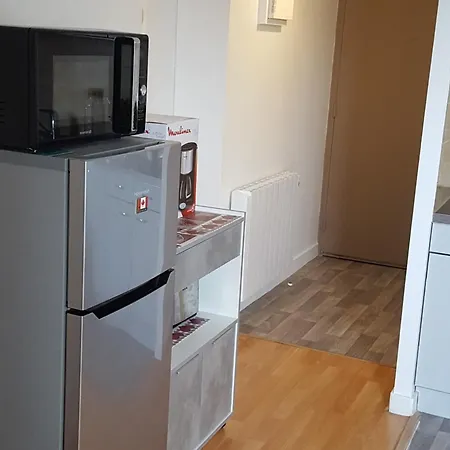 T2 Renove - 4 Couchages - Proche Port - Fr-1-843-34 아파트 *