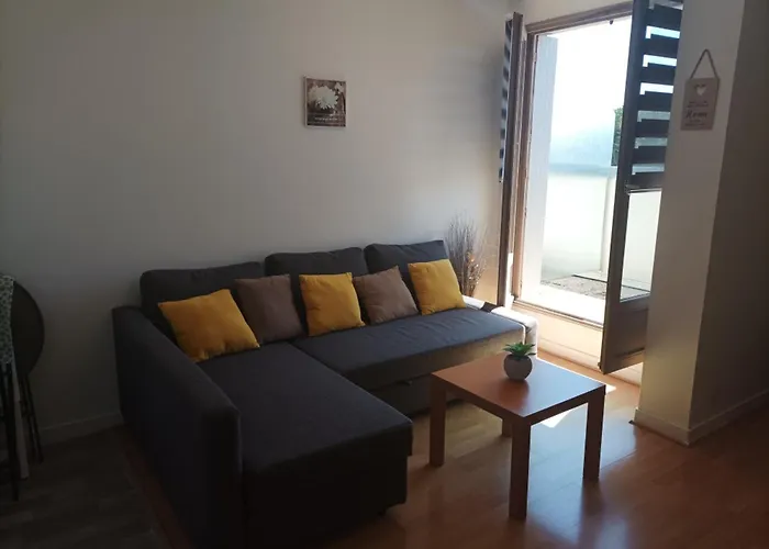 Апартаменты T2 Renove - 4 Couchages - Proche Port - Fr-1-843-34 *